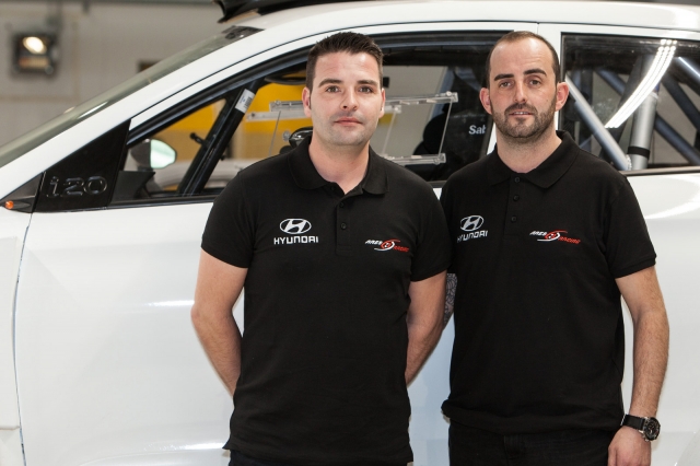 002 Visita Hyundai Motorsport 011